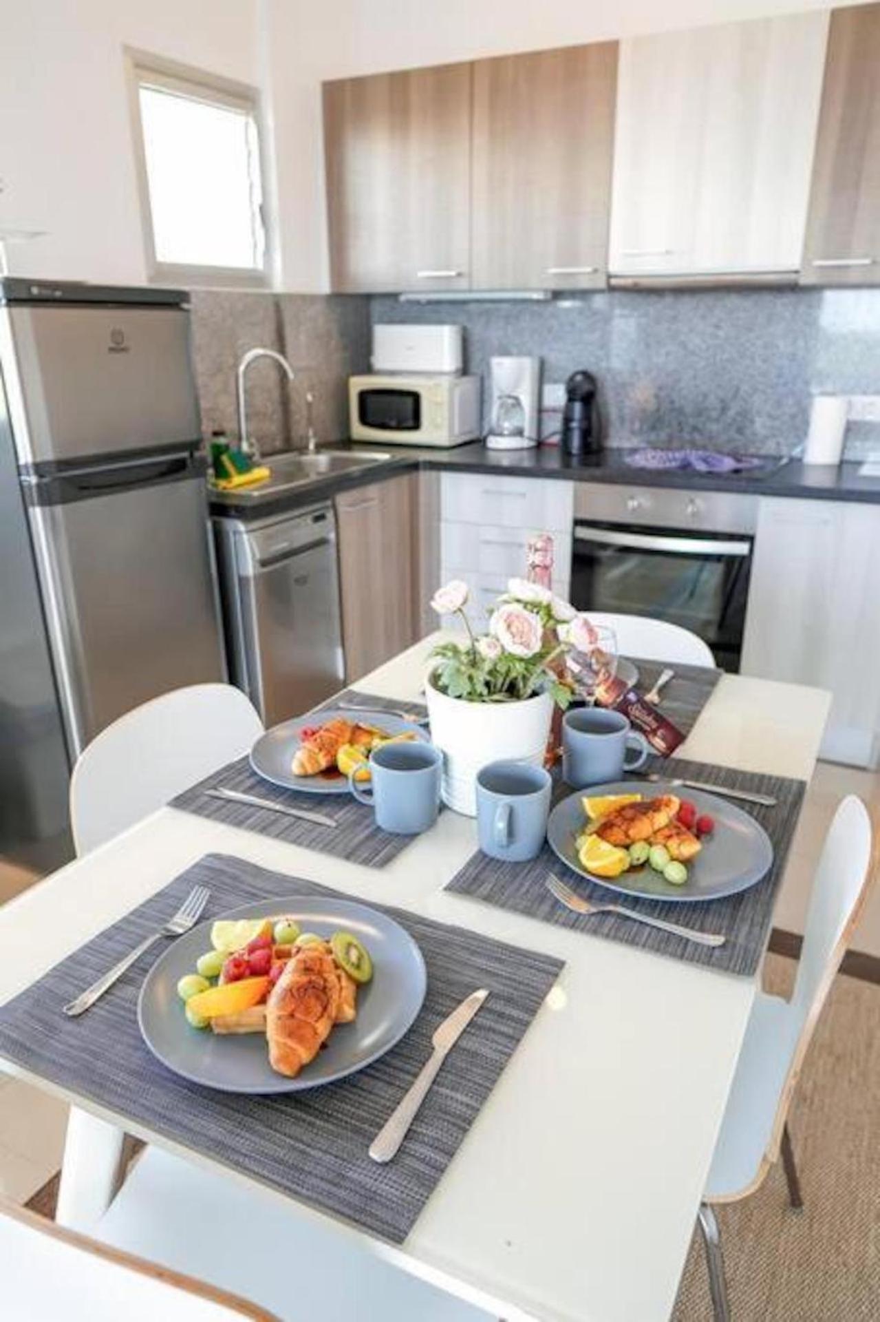 Amazing 2 Bedroom Flat With Beachfront And Pool, Paraiso Del Sur A306 Playa Paraiso  Exteriör bild